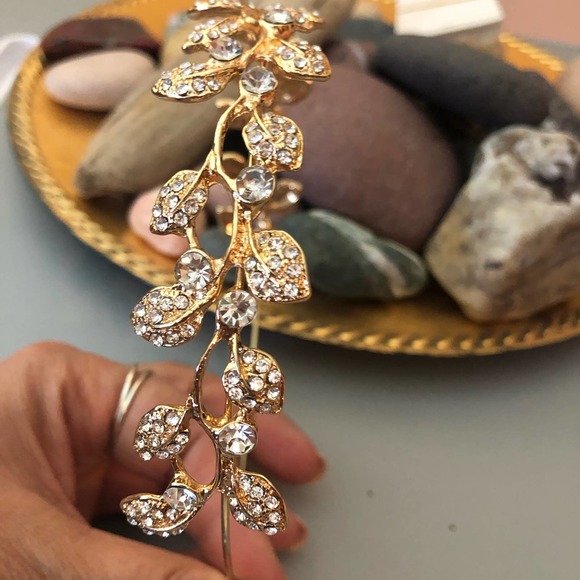 Boutique  gold leaf and floral crystal headband - Picture 3 of 6